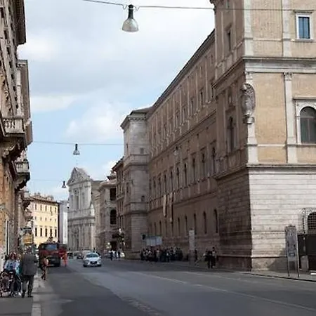 Apartment Parione Piazza Navona