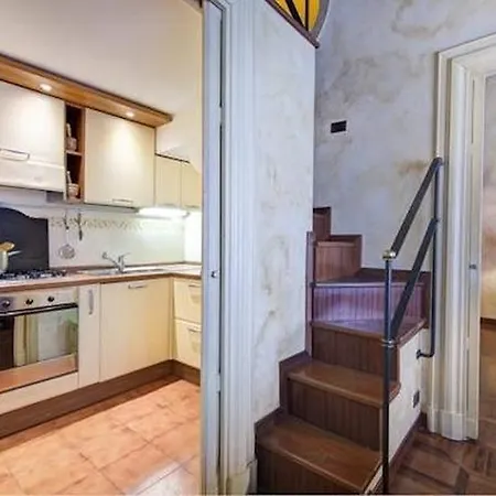 Parione Piazza Navona Apartment